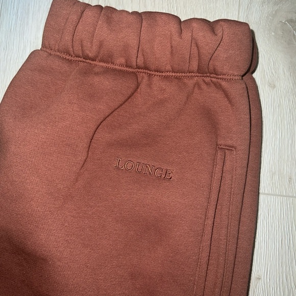 BRAND NEW Lounge Chocolate Joggers - Picture 3 of 4